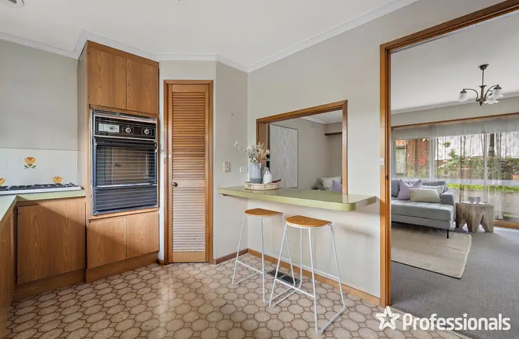 Sixth view of Homely unit listing, 4 & 6/208 Hull Road, Mooroolbark VIC 3138