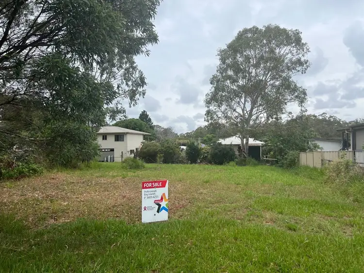6 Cooee Crescent