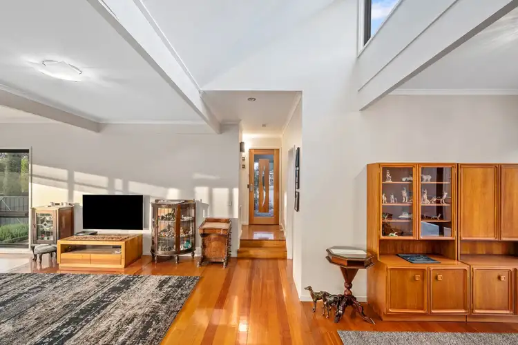 Fifth view of Homely house listing, 6 McIvor Court, Kennington VIC 3550