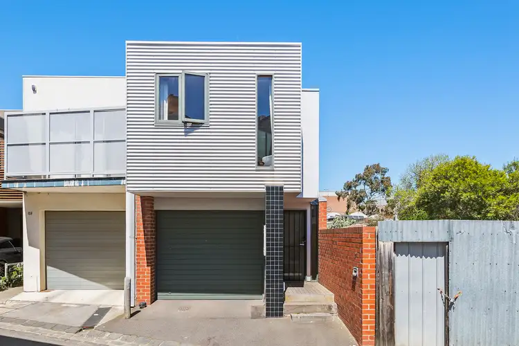 27 Little Curran Street