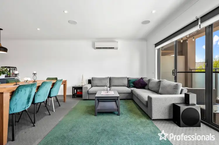 Third view of Homely townhouse listing, 5 Nicky Close, Mooroolbark VIC 3138