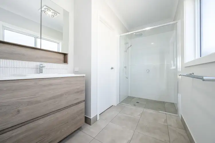 Fourth view of Homely house listing, 8 Nook Place, Shepparton VIC 3630