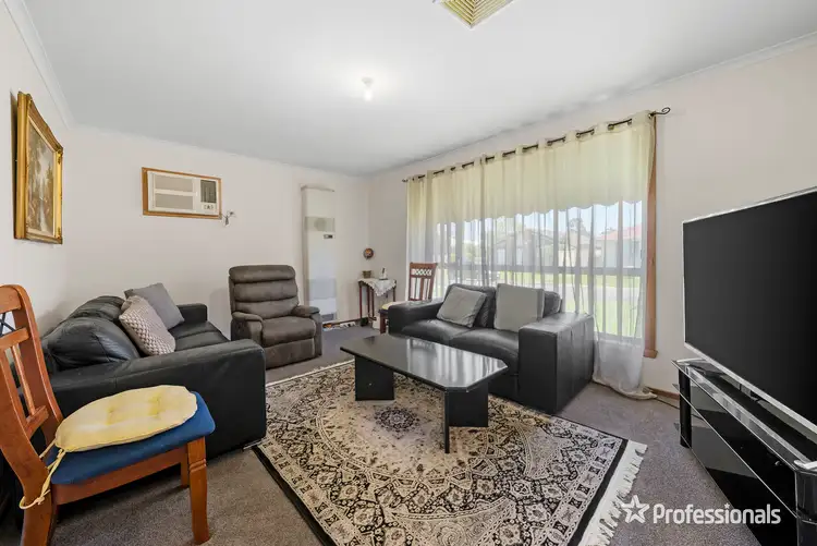 Third view of Homely house listing, 2/27 Roseberry Avenue, Keilor Downs VIC 3038