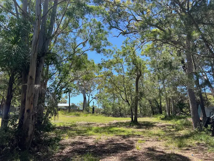11 Cathy Street, Macleay Island QLD 4184