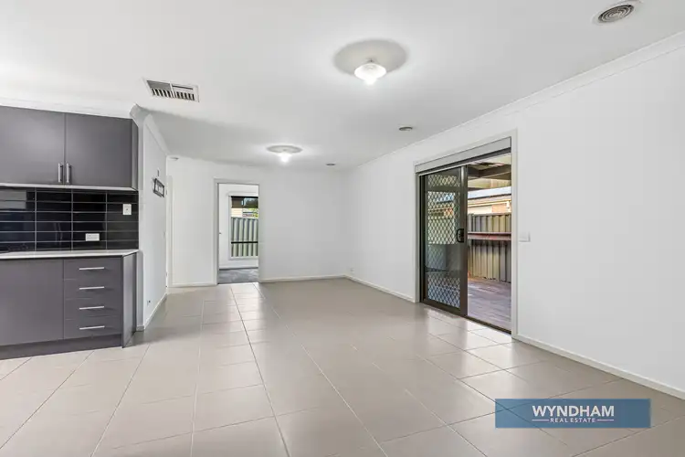 Fourth view of Homely house listing, 4 Finsbury Crescent, Manor Lakes VIC 3024