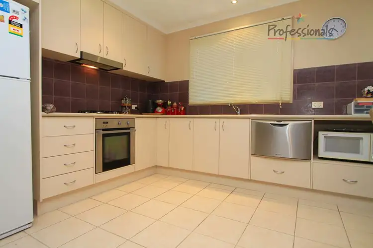Fourth view of Homely townhouse listing, 22c Gordon Street, Wodonga VIC 3690