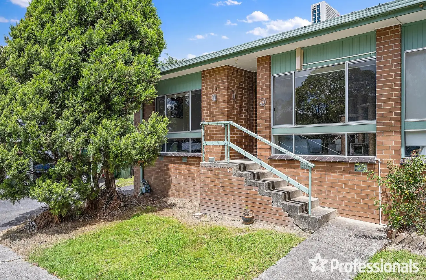 Main view of Homely unit listing, 11/10-12 Ray Street, Croydon VIC 3136