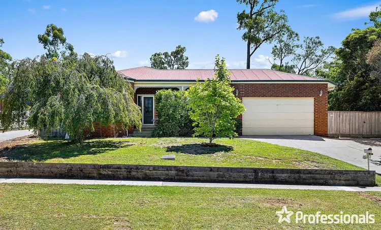 11 Fernhill Road, Mount Evelyn VIC 3796
