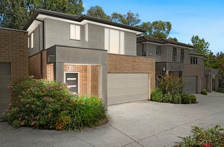 Main view of Homely townhouse listing, 4 Autumn Way, Kilsyth VIC 3137