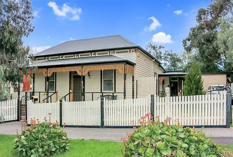 52 Honeysuckle Street, Bendigo VIC 3550