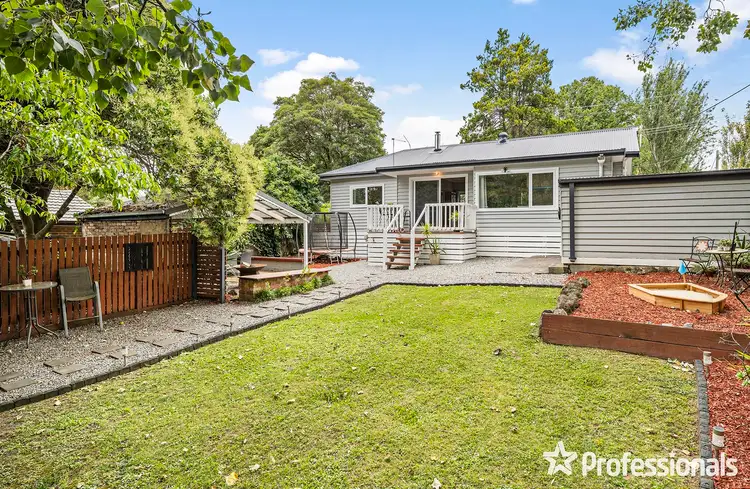 33 Bailey Road, Mount Evelyn VIC 3796