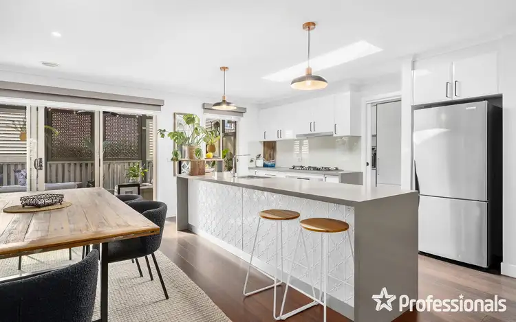 Fifth view of Homely house listing, 3 Joel Place, Mooroolbark VIC 3138