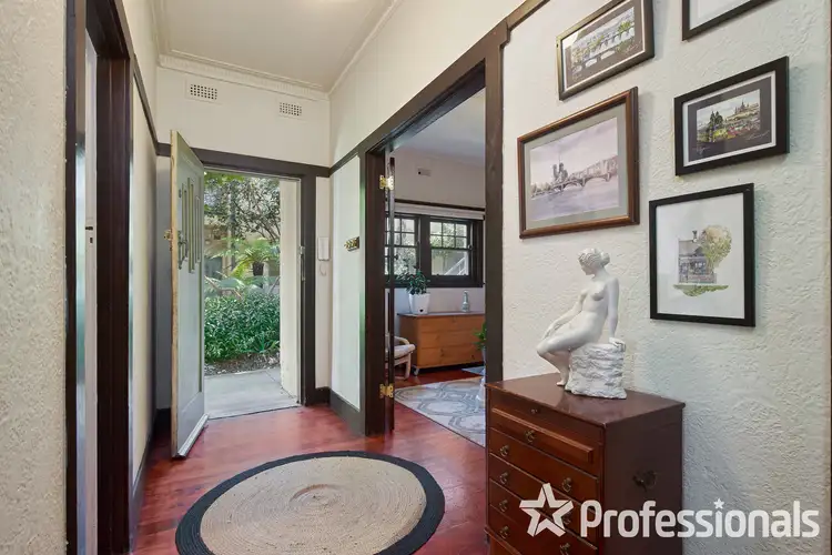 Fifth view of Homely apartment listing, 6/6 West Beach Road, St Kilda West VIC 3182