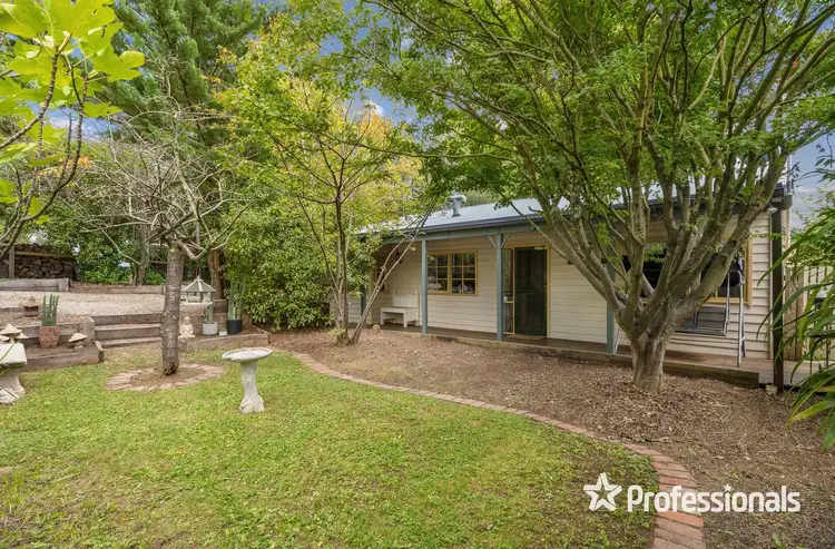 31 Joyce Road, Seville East VIC 3139