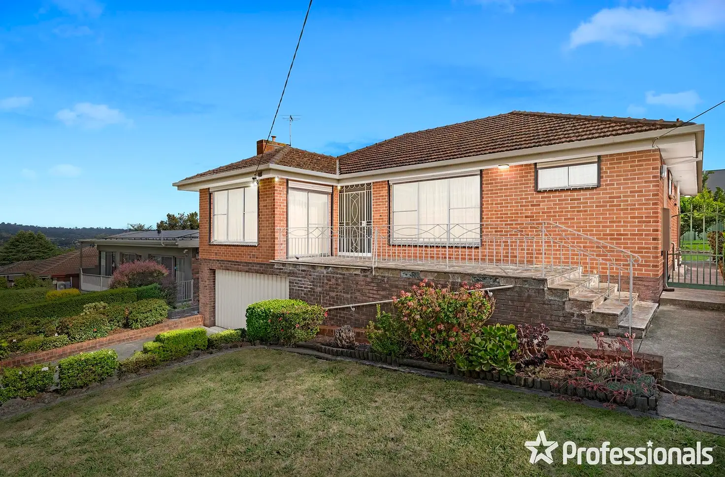 Main view of Homely house listing, 11 Campus Gate, Chirnside Park VIC 3116