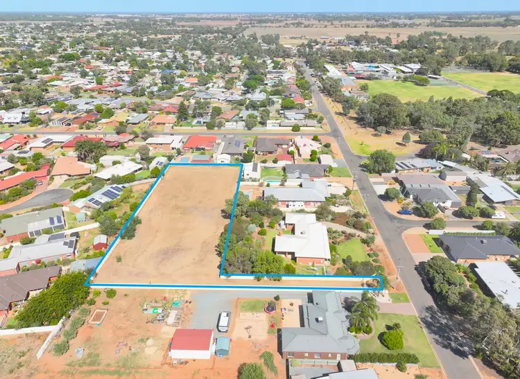 52-56 Pine Street, Numurkah VIC 3636
