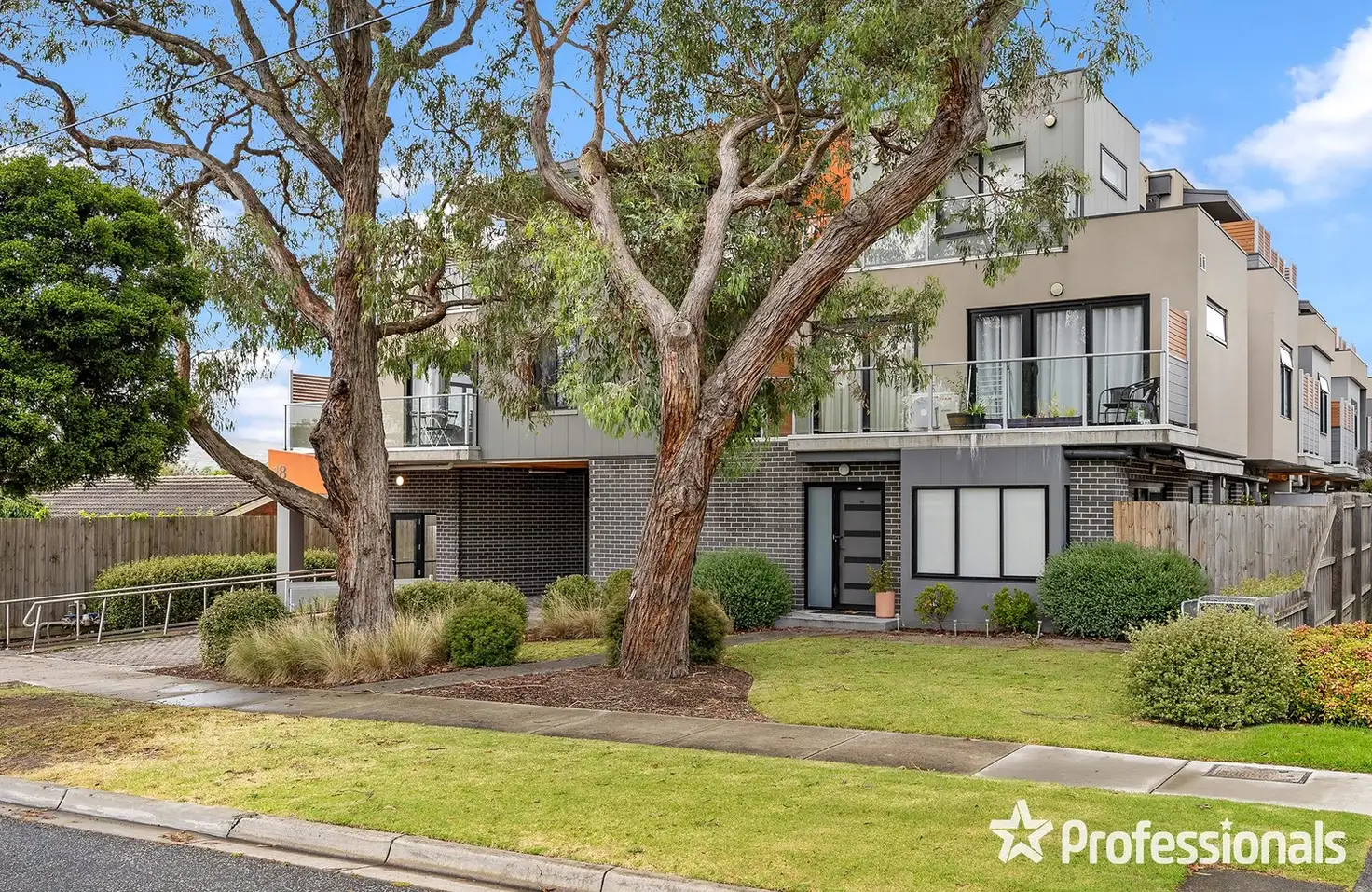 Main view of Homely apartment listing, 202/18 Myrtle Street, Bayswater VIC 3153