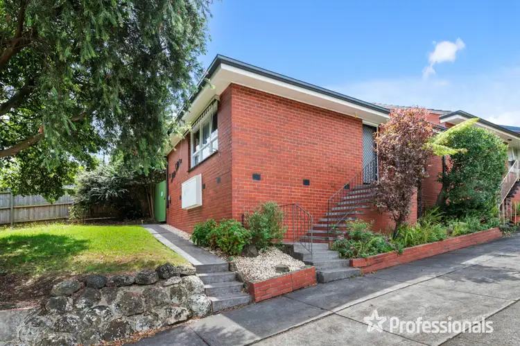 18 Newman Road