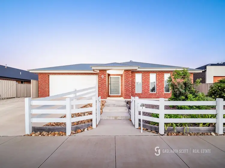Main view of Homely house listing, 9 Learmonth Avenue, Kialla VIC 3631