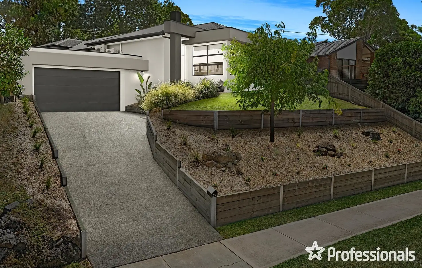Main view of Homely house listing, 27 Nambour Drive, Mooroolbark VIC 3138