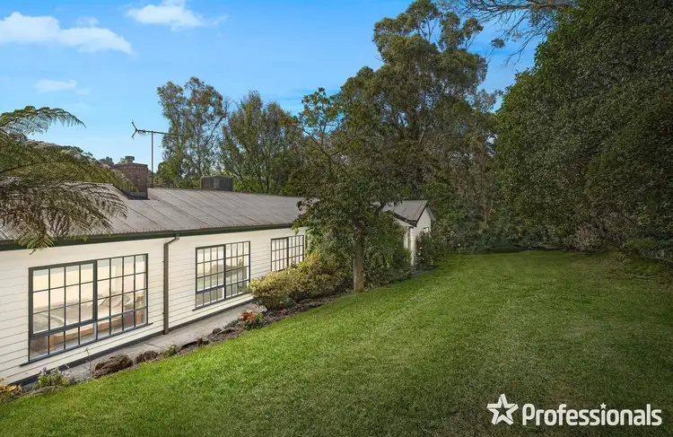 250 Warburton Highway, Wandin North VIC 3139