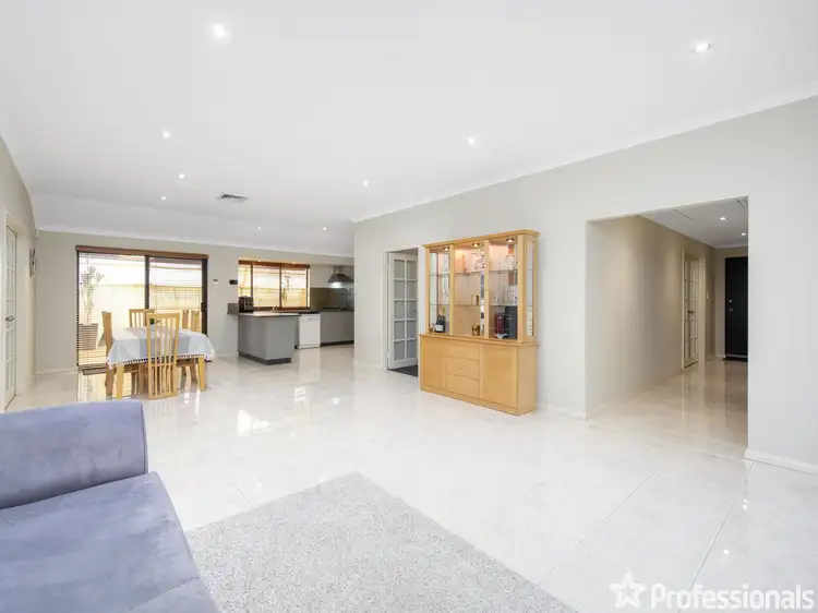 Fifth view of Homely house listing, 7 Limerick Loop, Wattle Grove WA 6107