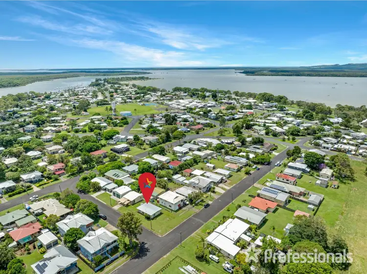 19 Bass Street, Tin Can Bay QLD 4580
