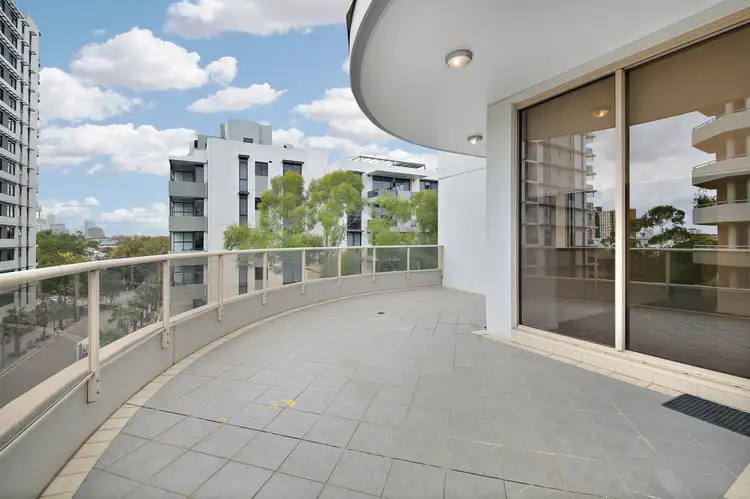 22 Crystal Street