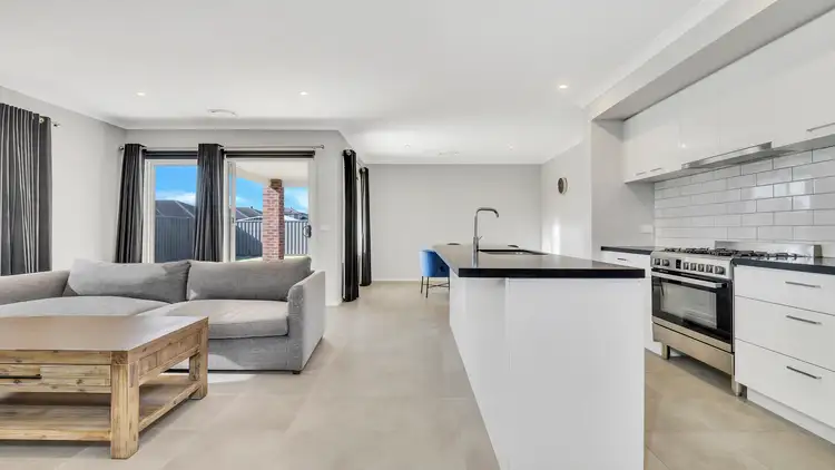 Fifth view of Homely house listing, 5 Madeira Street, Shepparton VIC 3630