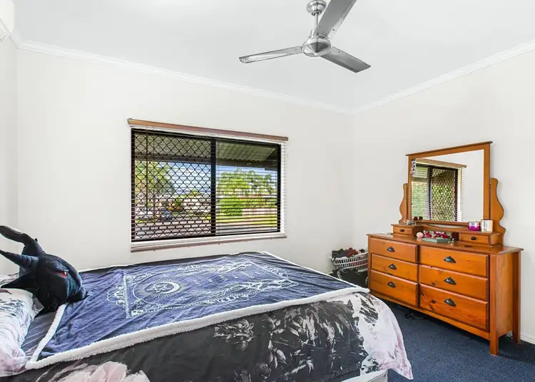 Fifth view of Homely house listing, 2 Moth Close, Edmonton QLD 4869