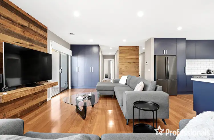 Third view of Homely house listing, 3 Bellara Drive, Mooroolbark VIC 3138