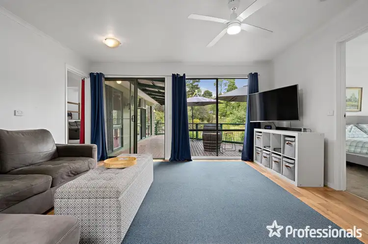 Sixth view of Homely house listing, 93 Commercial Road, Mount Evelyn VIC 3796