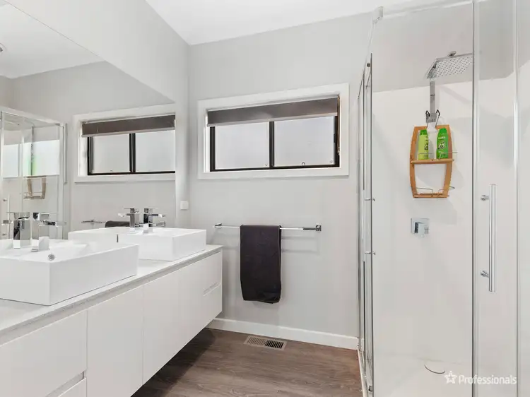 Fifth view of Homely house listing, 22 McLachlan Street, Carisbrook VIC 3464