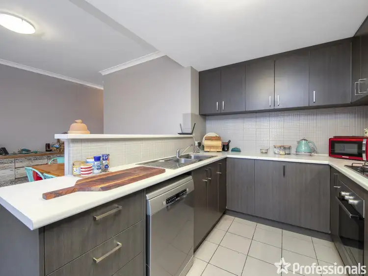 Fifth view of Homely villa listing, 2/41 Margaret Street, Midland WA 6056