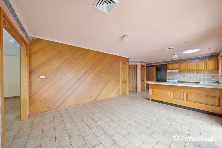 Third view of Homely house listing, 6 Edgeware Close, Kealba VIC 3021