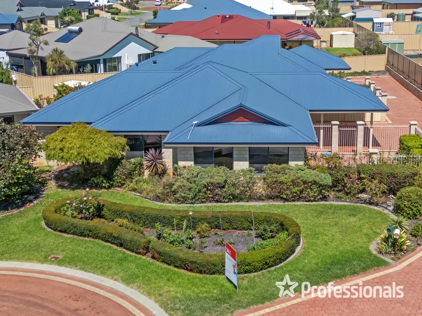 Main view of Homely semi-detached listing, 5a Nemcia Close, Yakamia WA 6330