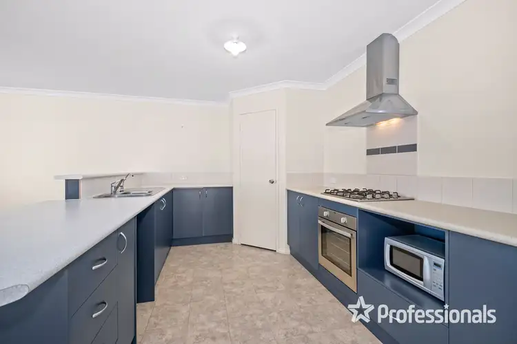 Fifth view of Homely semi-detached listing, 5a Nemcia Close, Yakamia WA 6330