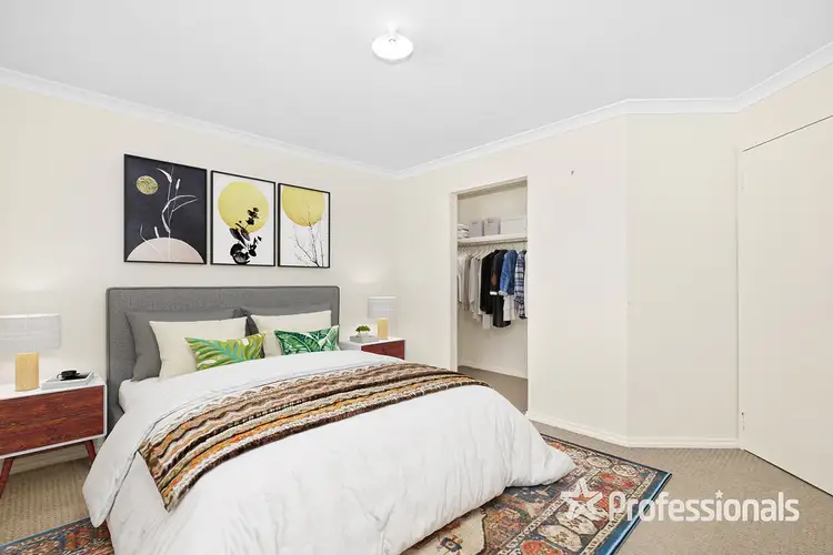 Sixth view of Homely semi-detached listing, 5a Nemcia Close, Yakamia WA 6330