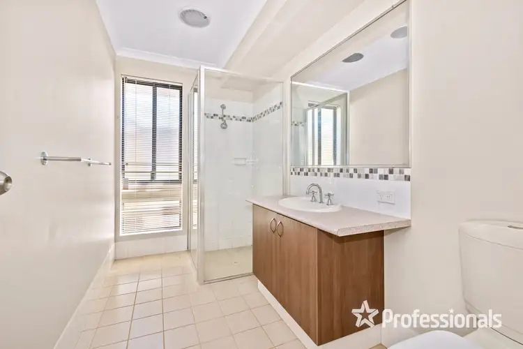 Sixth view of Homely semi-detached listing, 5b Nemcia Close, Yakamia WA 6330