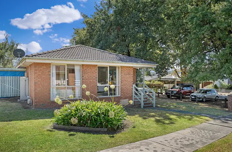 13 Cave Hill Road
