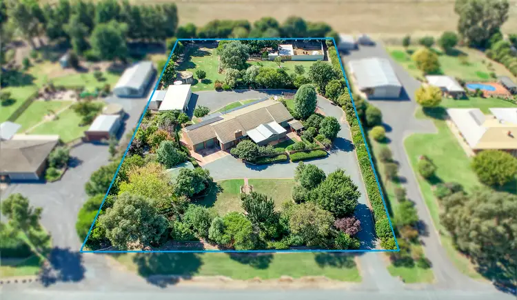 30 Moores Road, Kialla VIC 3631