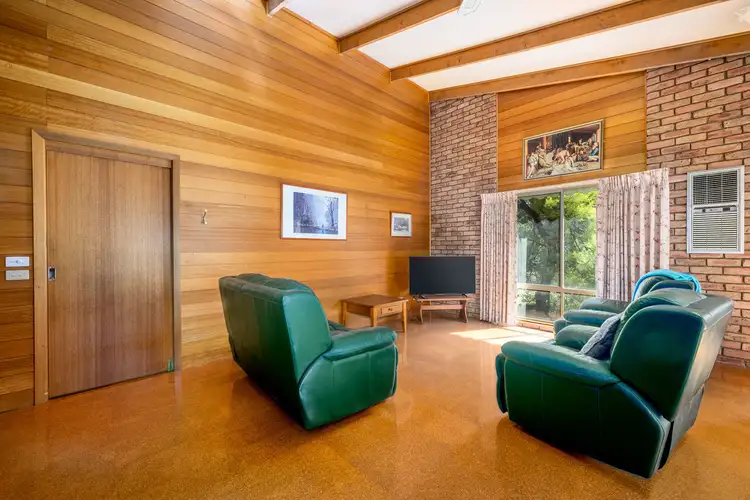 Fifth view of Homely house listing, 6 Gemmill Crescent, Mooroopna VIC 3629