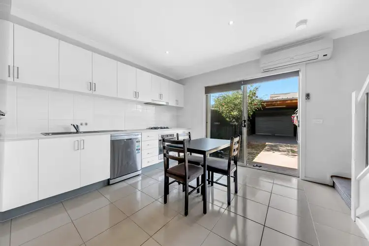 Fourth view of Homely townhouse listing, 31/1 Hyde Park Avenue, Craigieburn VIC 3064
