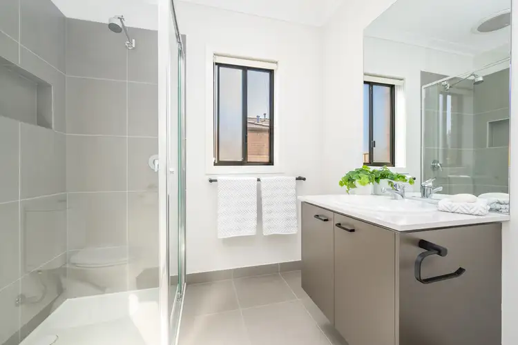 Sixth view of Homely house listing, 1 Bookar Place, Kialla VIC 3631