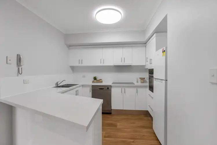 Sixth view of Homely unit listing, 20/25-27 Digger Street, Cairns North QLD 4870