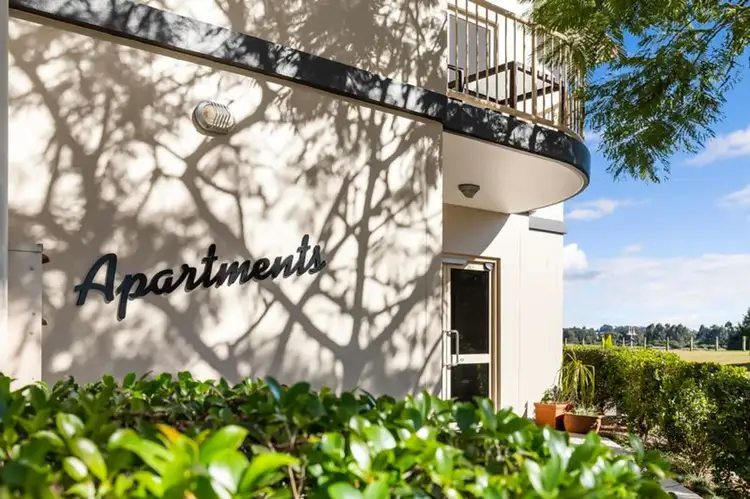 27 Clarendon Avenue, Bethania QLD 4205