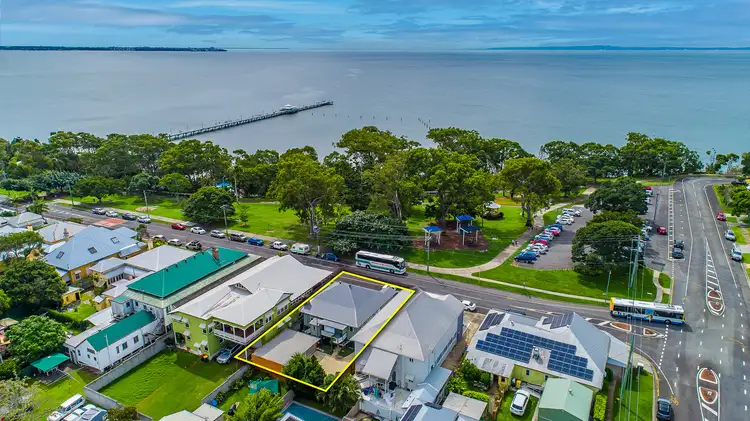 12 Park Parade, Shorncliffe QLD 4017