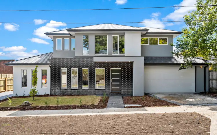 1 Churchill Way