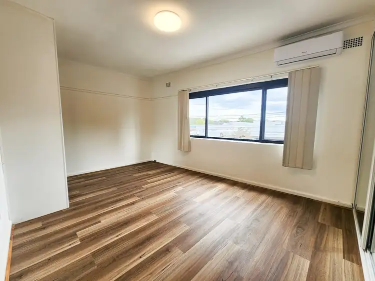 Main view of Homely unit listing, 1/100 Cahors Road, Padstow NSW 2211