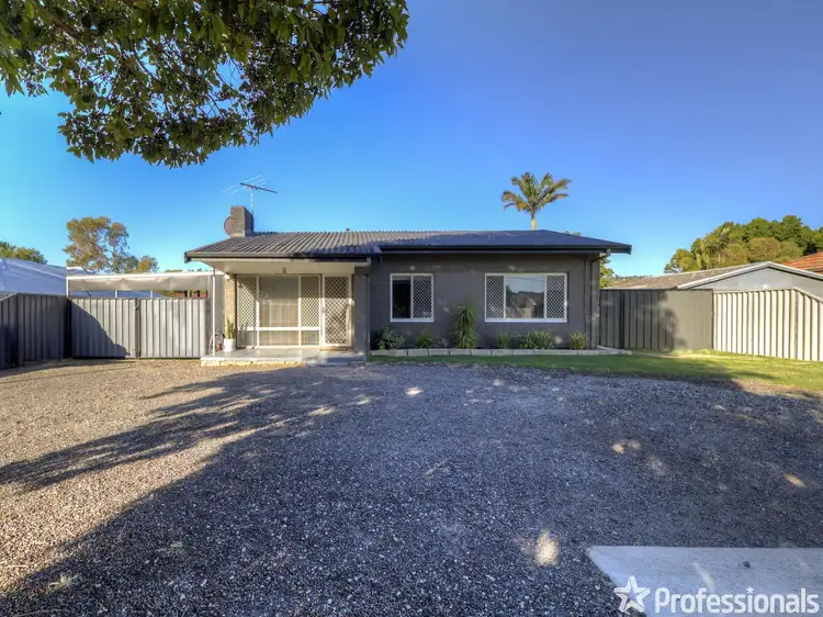 11 Northumberland Road, Forrestfield WA 6058